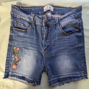 Harmony & Havoc Denim Shorts Girls size 8 cut offs fridge floral embroidery Q-1